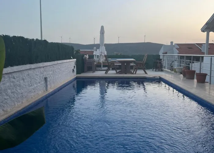 Alacati With Pool Вилла Кешме
